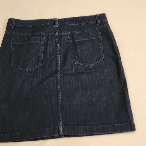 Izod Women's Denim A Line Denim 5 Pocket Skirt Size 4 - Picture 5 of 10